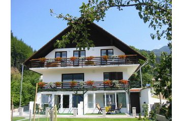 Eslovenia Privát Podkoren, Exterior